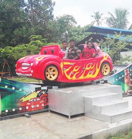 May 2016 Indian park 7 different kinds rides installation